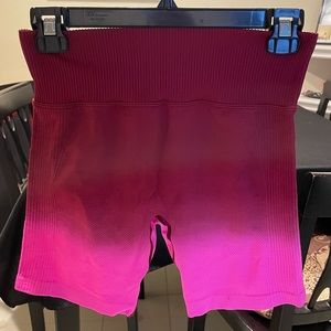 Seamless High Waist Textured Rib Biker Shorts